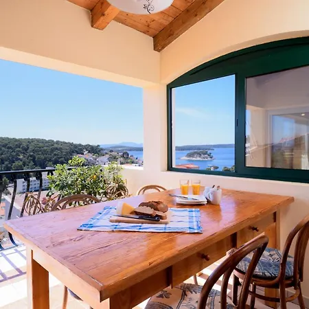 The Swallow'S Nest - Zf Hvar Hvar Town Exterior photo