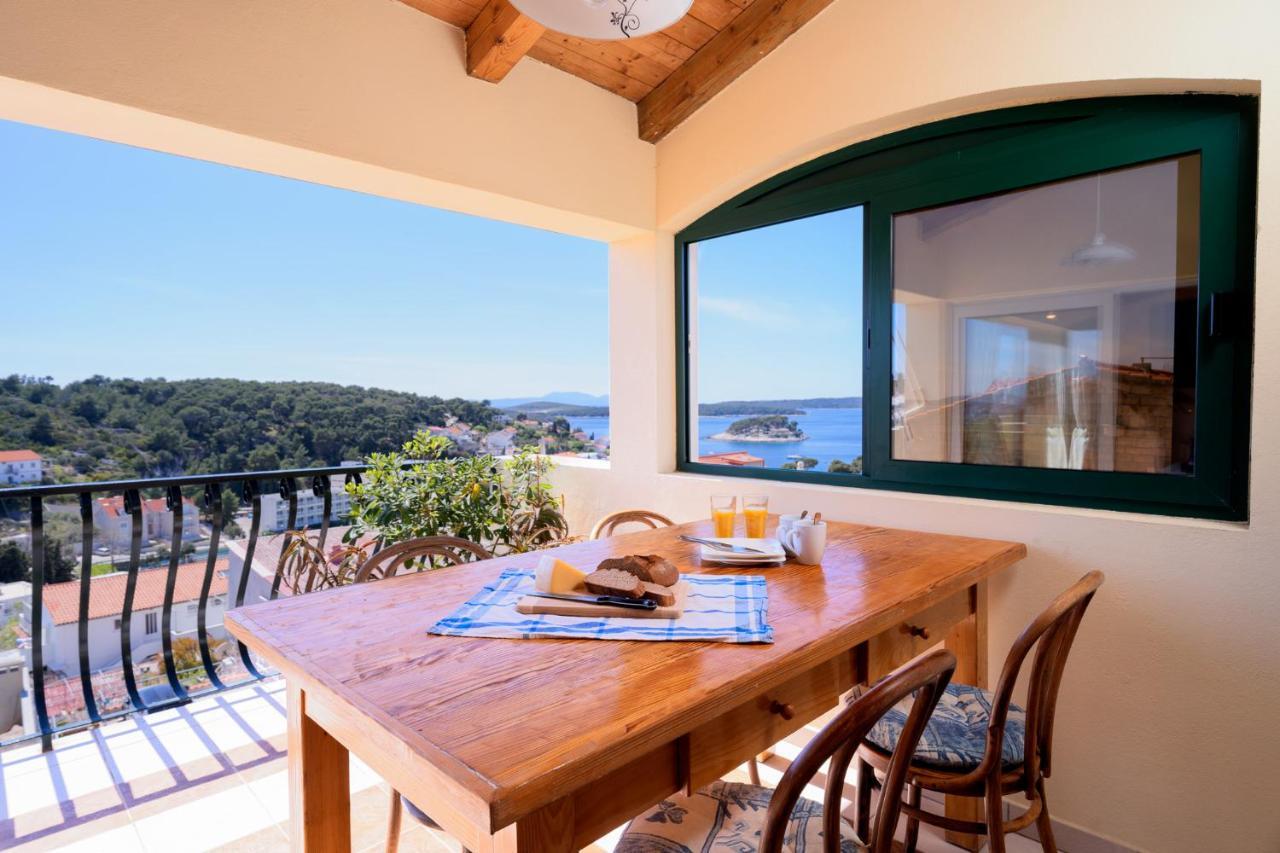 The Swallow's Nest - Zf Hvar Apartma *